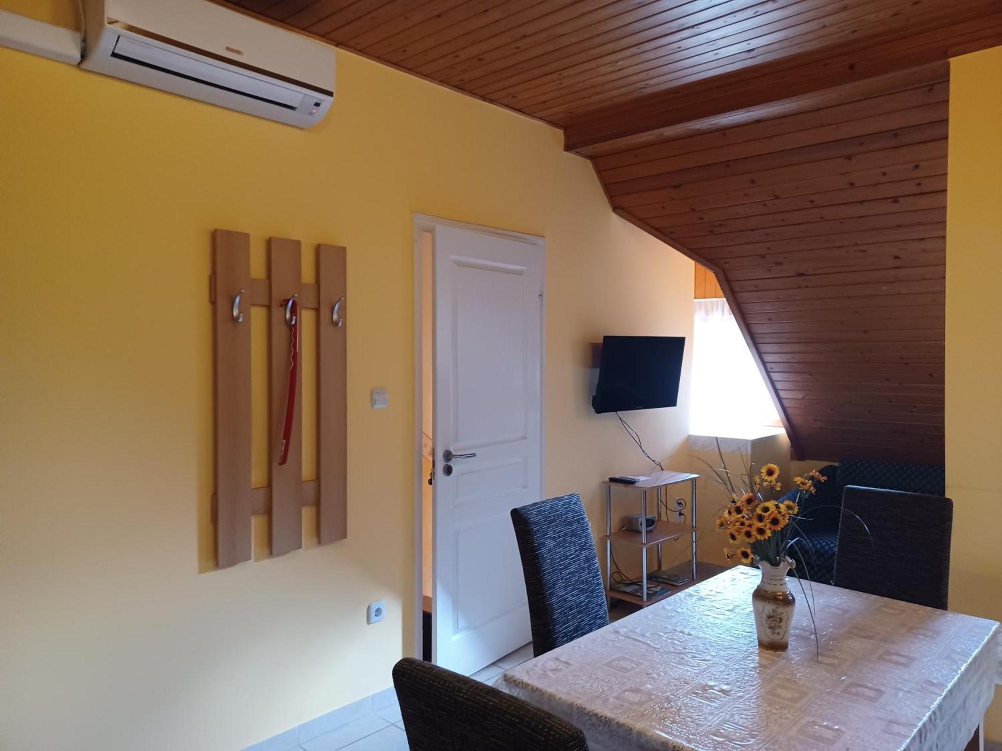Andrea Apartmanhaz Balatongyorok Ngoại thất bức ảnh