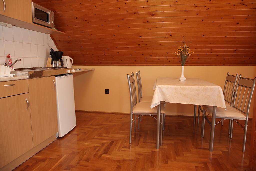 Andrea Apartmanhaz Balatongyorok Ngoại thất bức ảnh